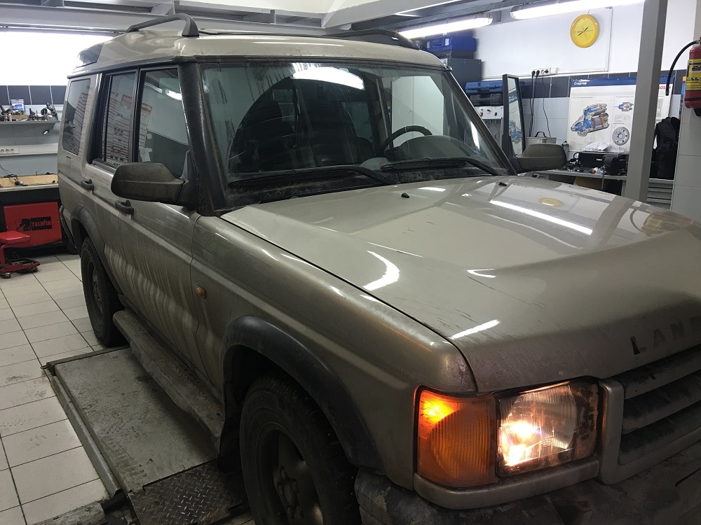   Land Rover Discovery   